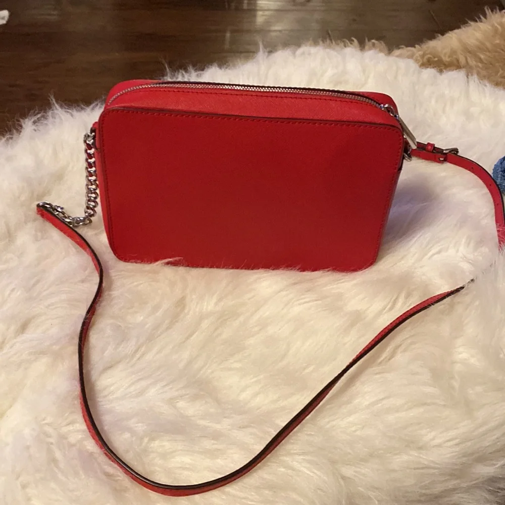 Michael Kors, red purse, excellent used condition - Picture 2 of 8
